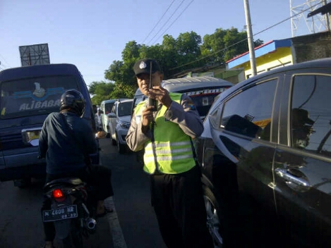 macet.jpg image