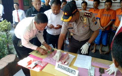 Barang bukti narkoba jenis sabu-sabu yang diamankan Polres Bangkalan