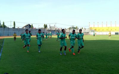 Madura United menggelar latihan menjelang pertandingan melawan PSM Makassar