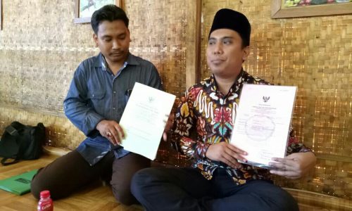 Manajer Operasional Haji dan Umrah PT Bikru Zamzam, Moh Khoiri Zama usai memberikan klarifikasi.